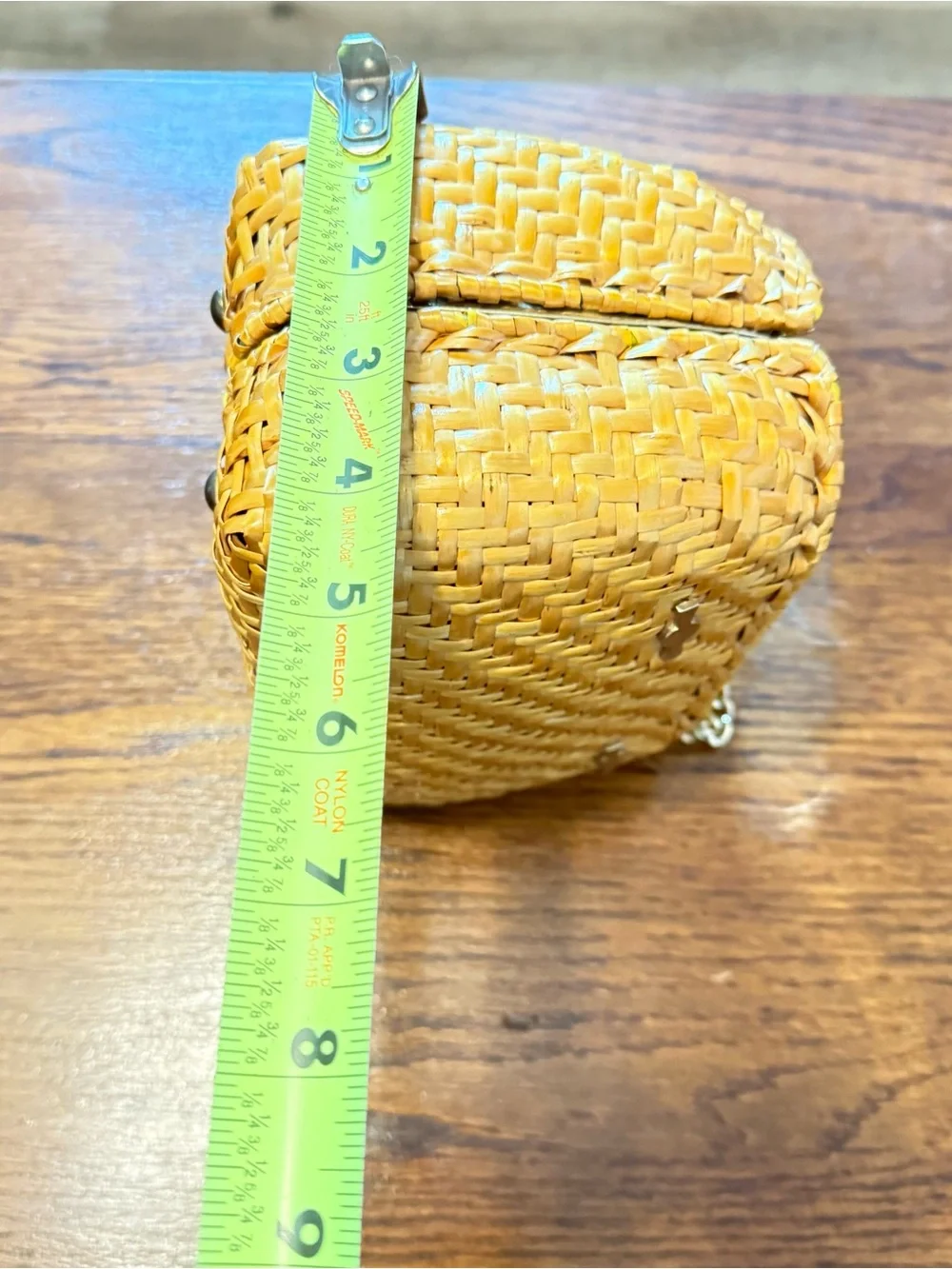 Woven Straw Clutch Bag in Yellow